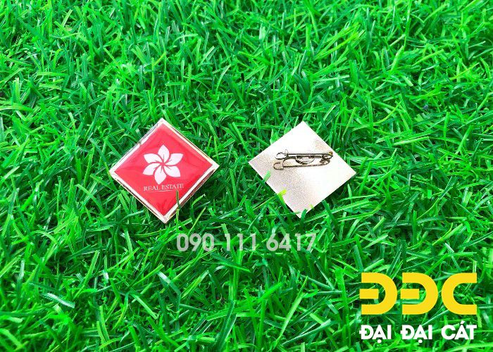 Huy hiệu đồng mạ niken