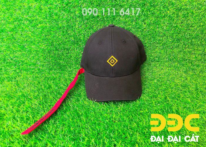 Nón lưỡi trai thêu 3D