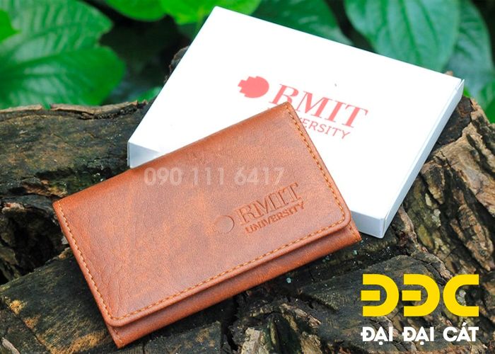 Cách chọn ví đựng namecard