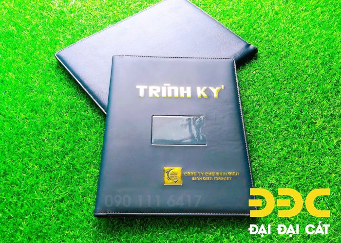 Bìa trình ký